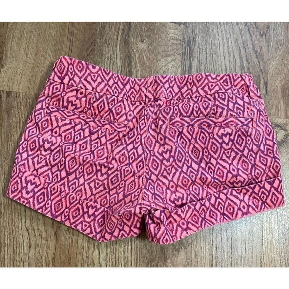 American Eagle Outfitters High Waist Pink Geometric Shorts - Picture 2 of 9